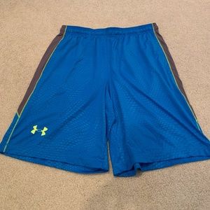 Under Armour Blue & Gray Men's Athletic Shorts L